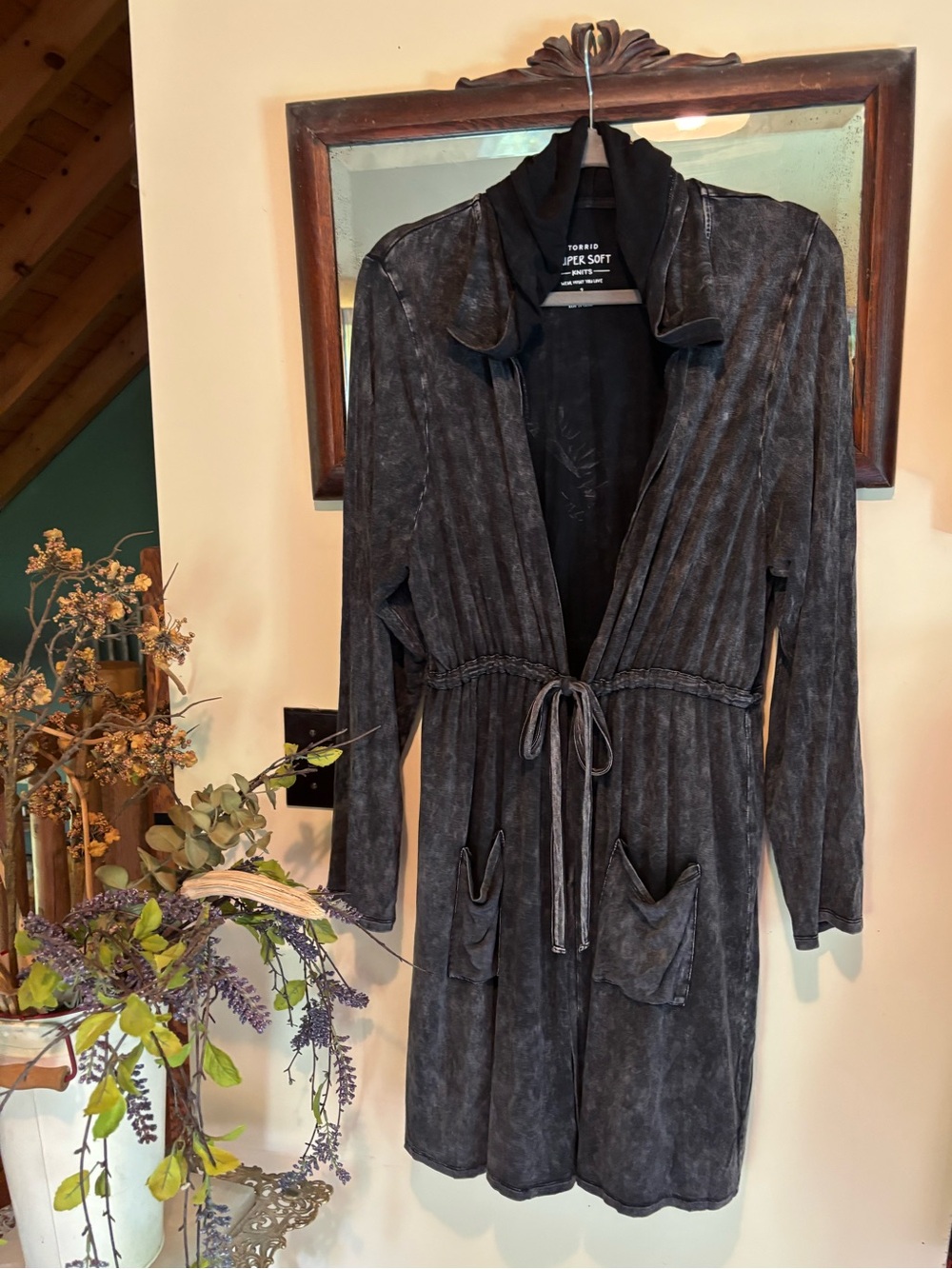 Torrid Super Soft Longline Black Acid Wash Cinched Waist Hooded Cardigan Sz 2X